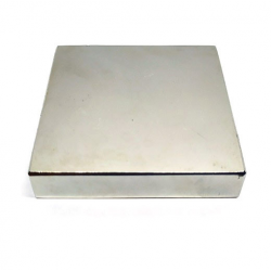 Неодимовий магніт квадрат 40*40*10 зчеплення 40 кг